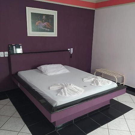 Marília Bhaus Motel מראה חיצוני תמונה